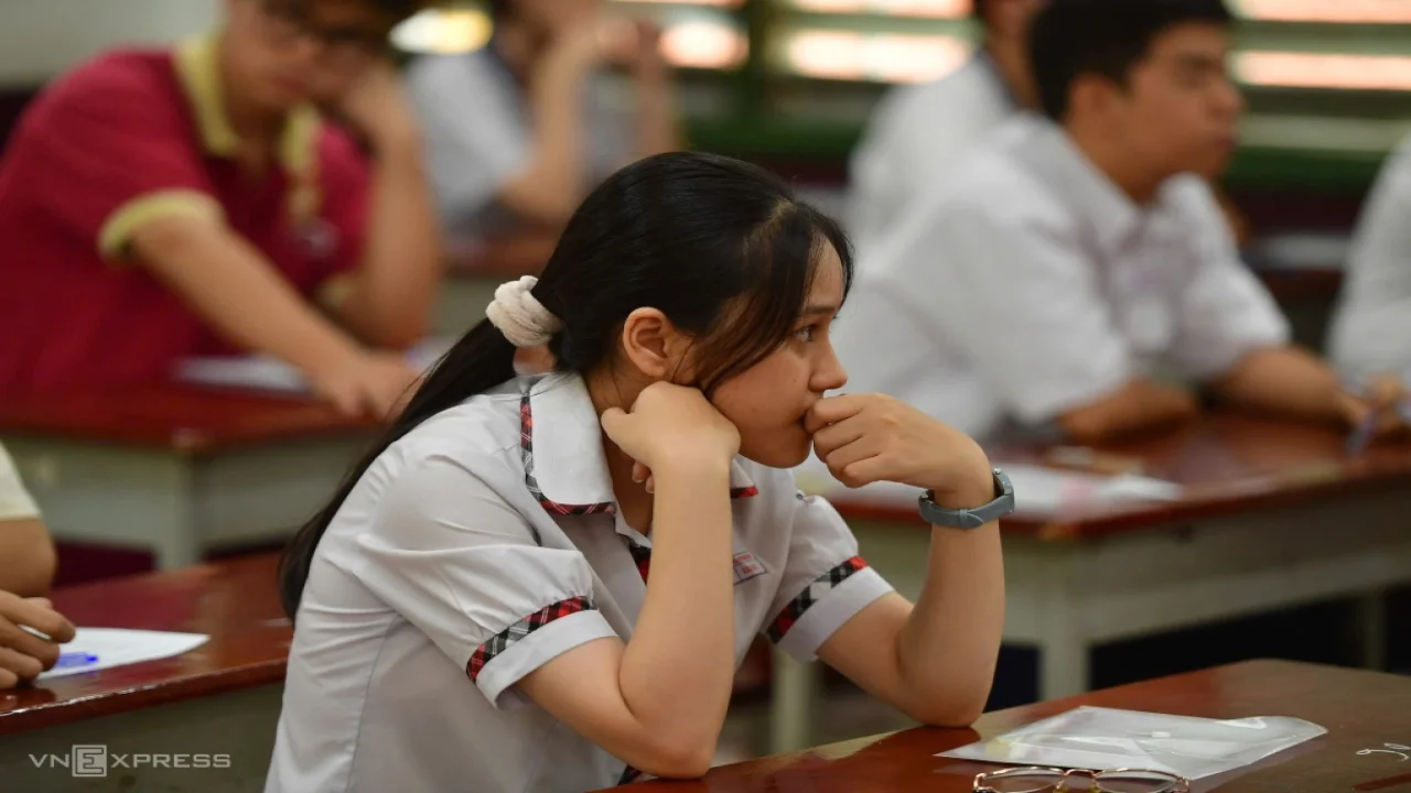 Cơ cấu Trung ương khóa XIV